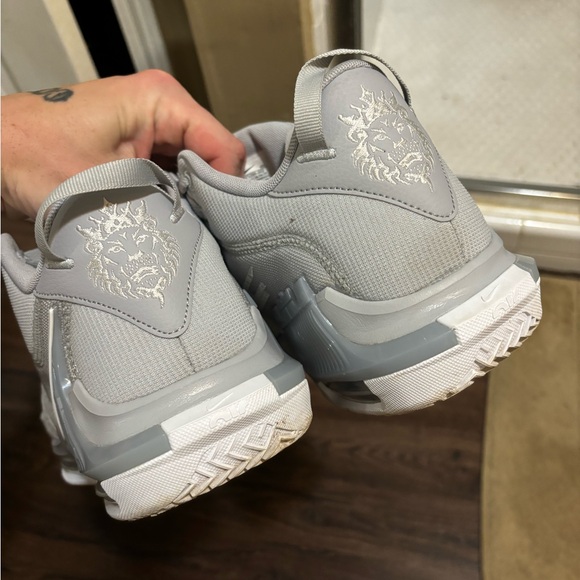 Nike Lebron Witness 7 - Picture 4 of 4